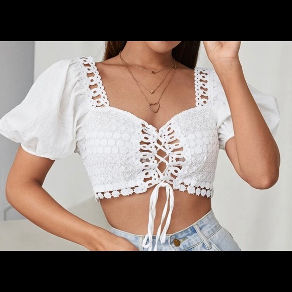 Front tie white crop top - Picture 4 of 4